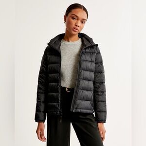 Abercrombie & Fitch Lightweight Packable Puffer